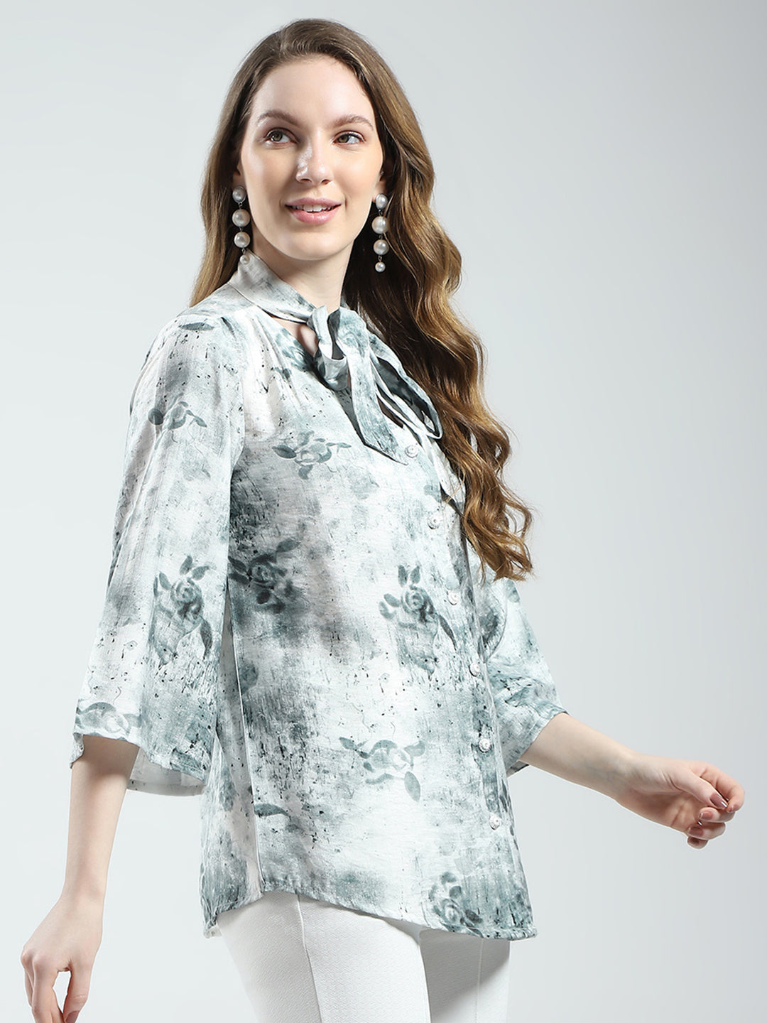 Women White Printed V Neck 3/4th Sleeve Top