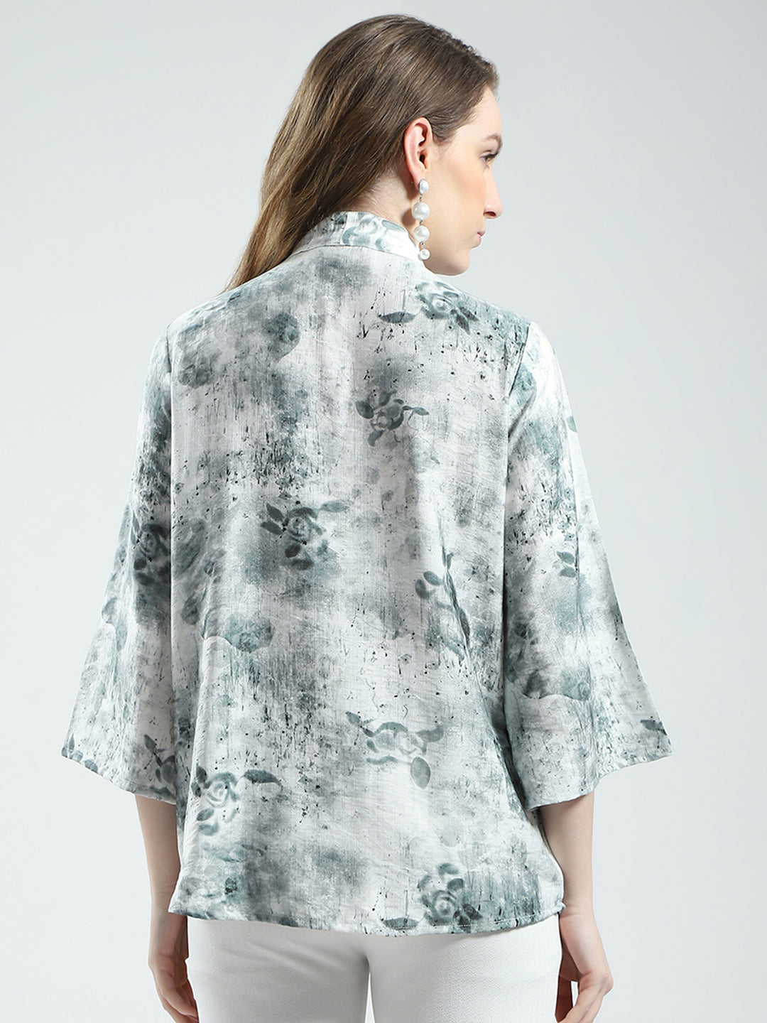 Women White Printed V Neck 3/4th Sleeve Top