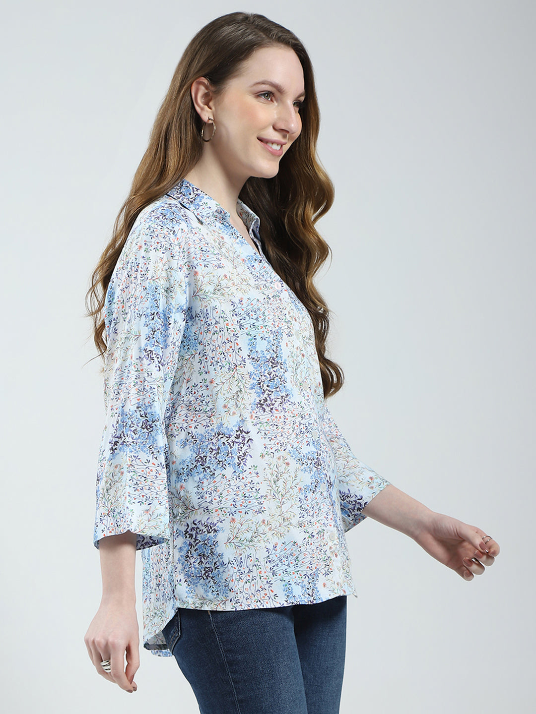 Women Blue Printed Collar 3/4th Sleeve Top