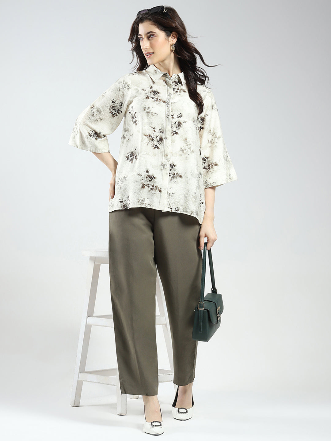 Women Off White Printed Collar 3/4th Sleeve Top