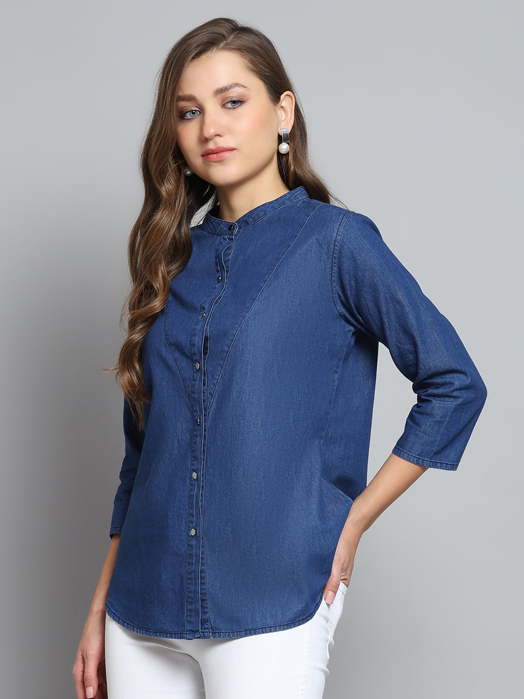 Women Blue Solid Round Neck 3/4th Sleeve Top