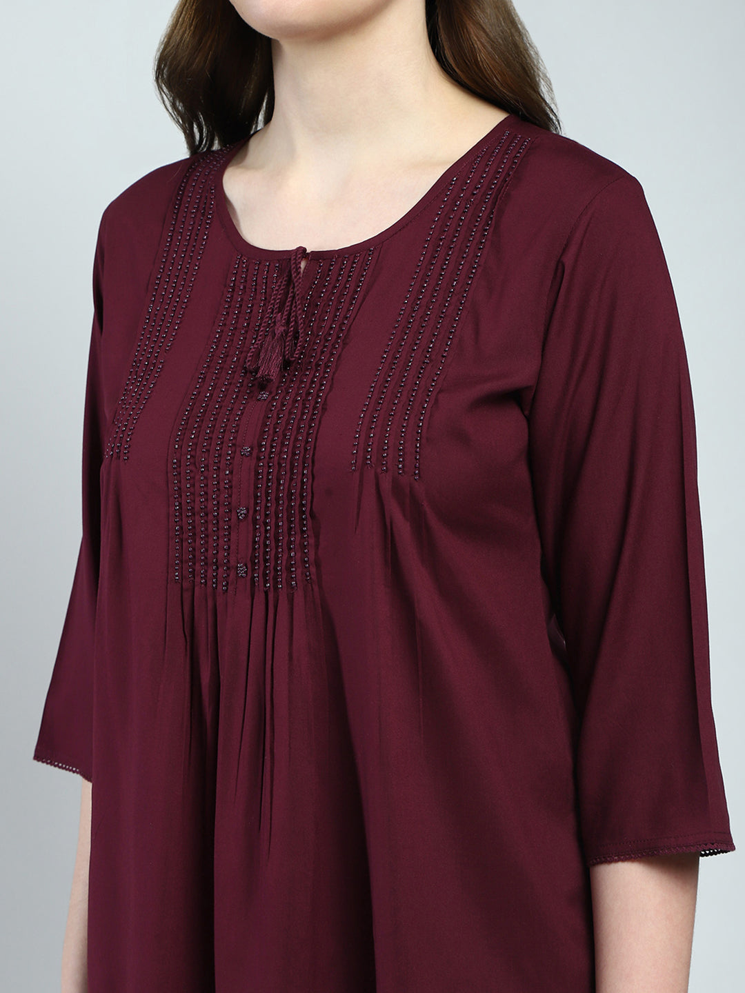 Women Maroon Self Design Round Neck 3/4th Sleeve Top