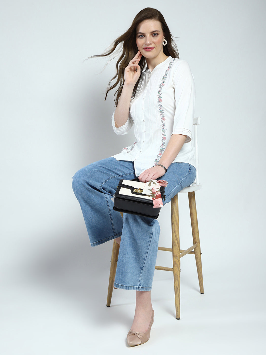 Women White Embroidered Round Neck 3/4th Sleeve Top