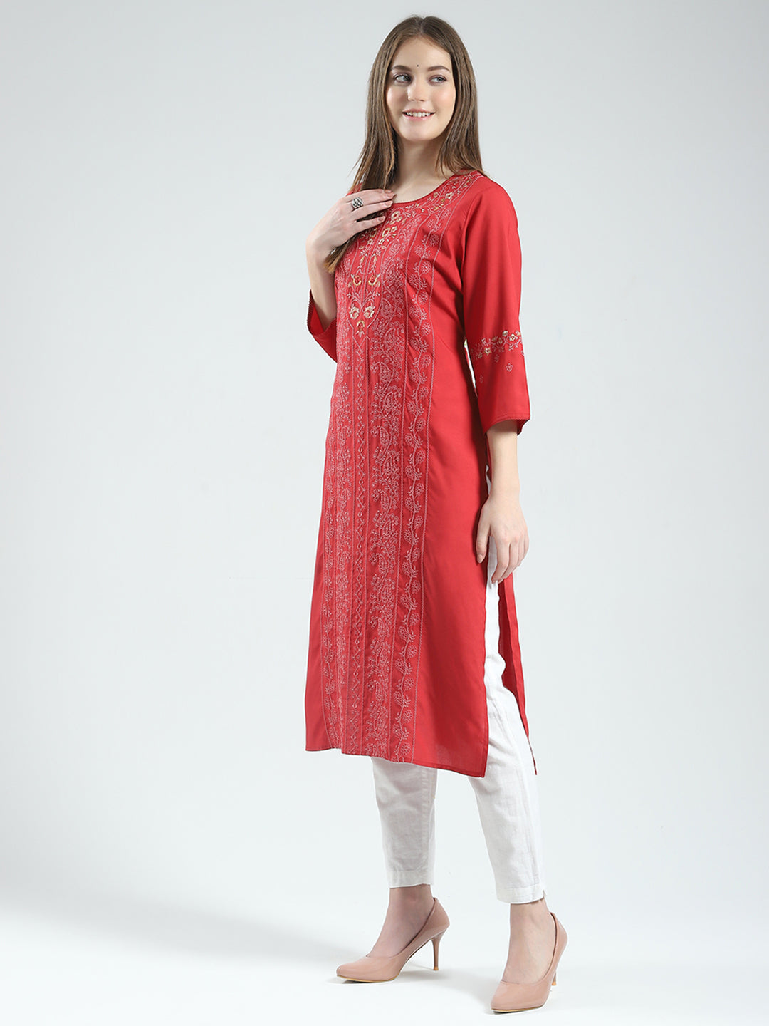 Women Maroon Self Design Round Neck 3/4th Sleeve Kurti