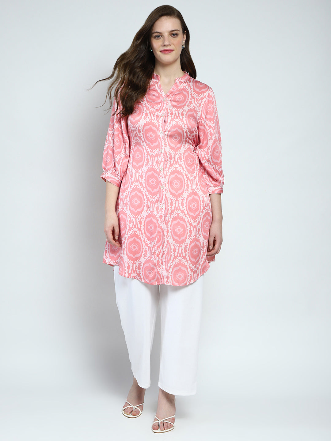 Women Pink Printed Round Neck 3/4th Sleeve Kurti