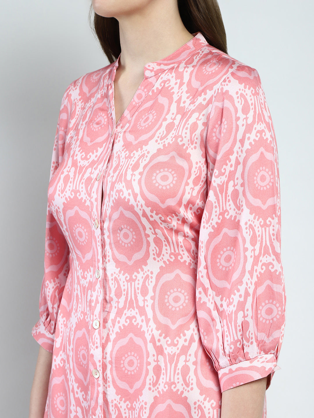 Women Pink Printed Round Neck 3/4th Sleeve Kurti
