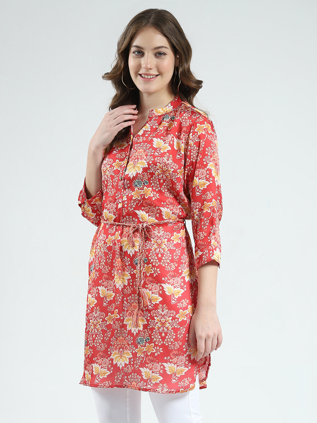 Women Red Printed Round Neck 3/4th Sleeve Tunic