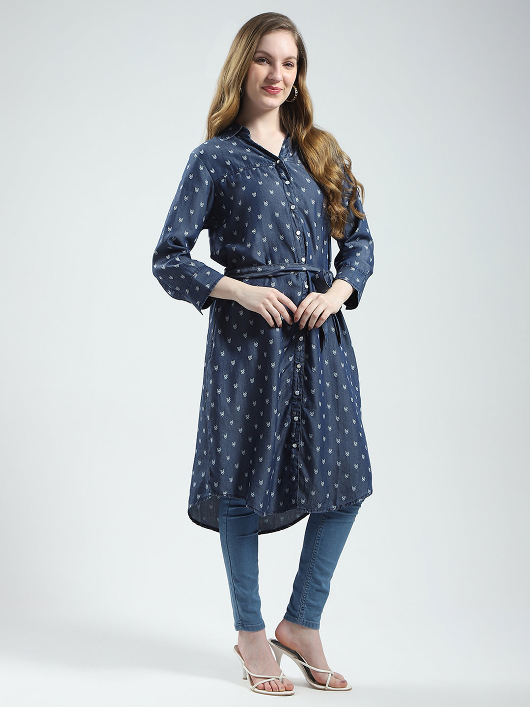 Women Blue Printed Collar 3/4th Sleeve Tunic