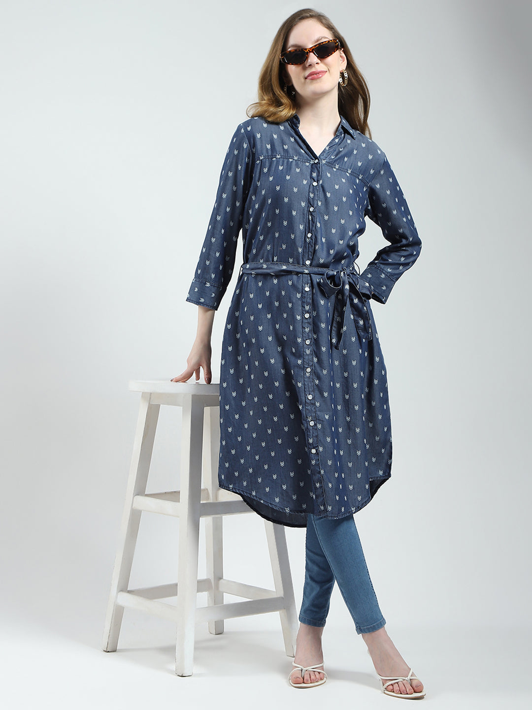 Women Blue Printed Collar 3/4th Sleeve Tunic