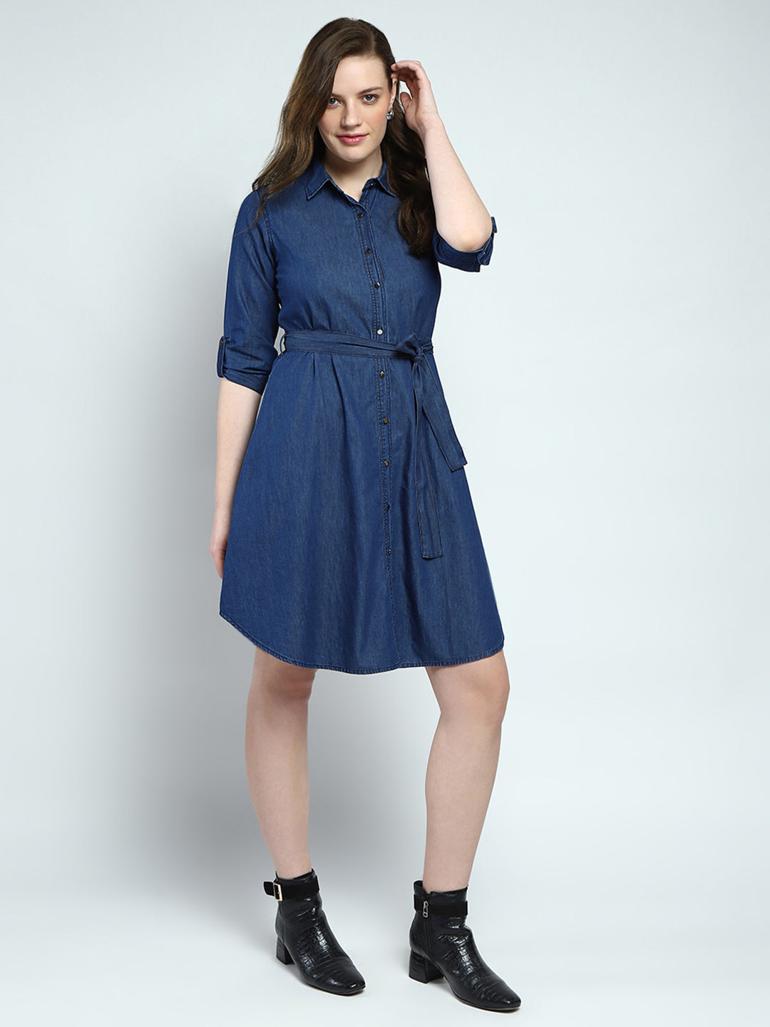 Women Blue Solid Collar 3/4th Sleeve Tunic