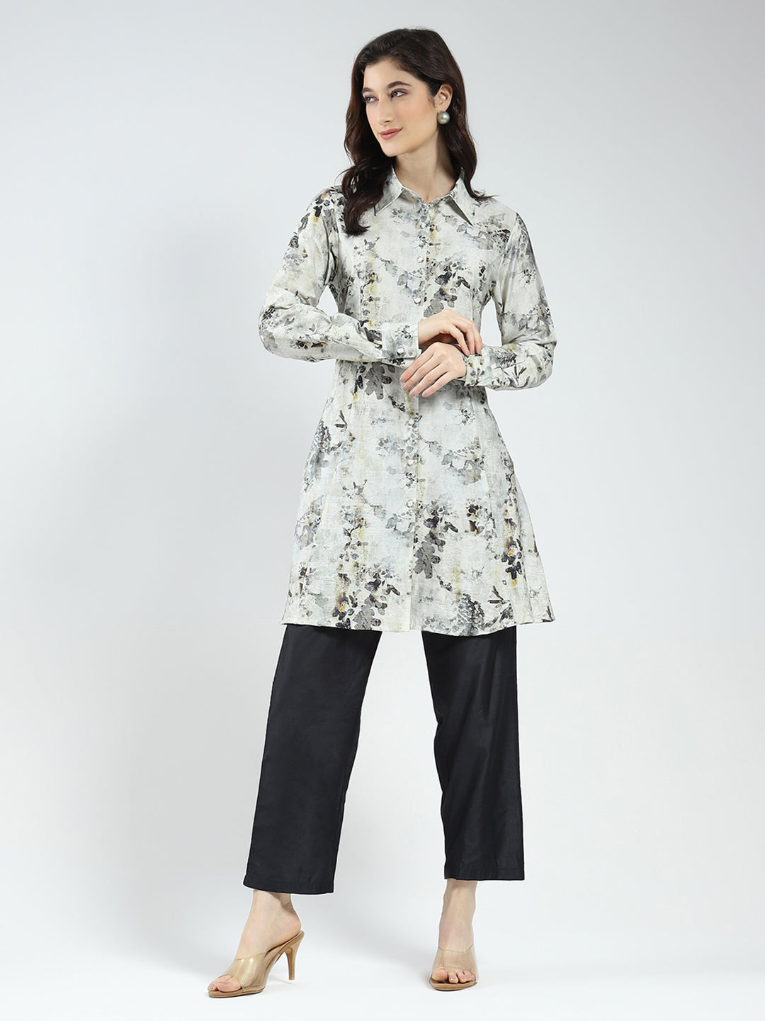 Women Grey & Black Printed Collar Full Sleeve Cords Set