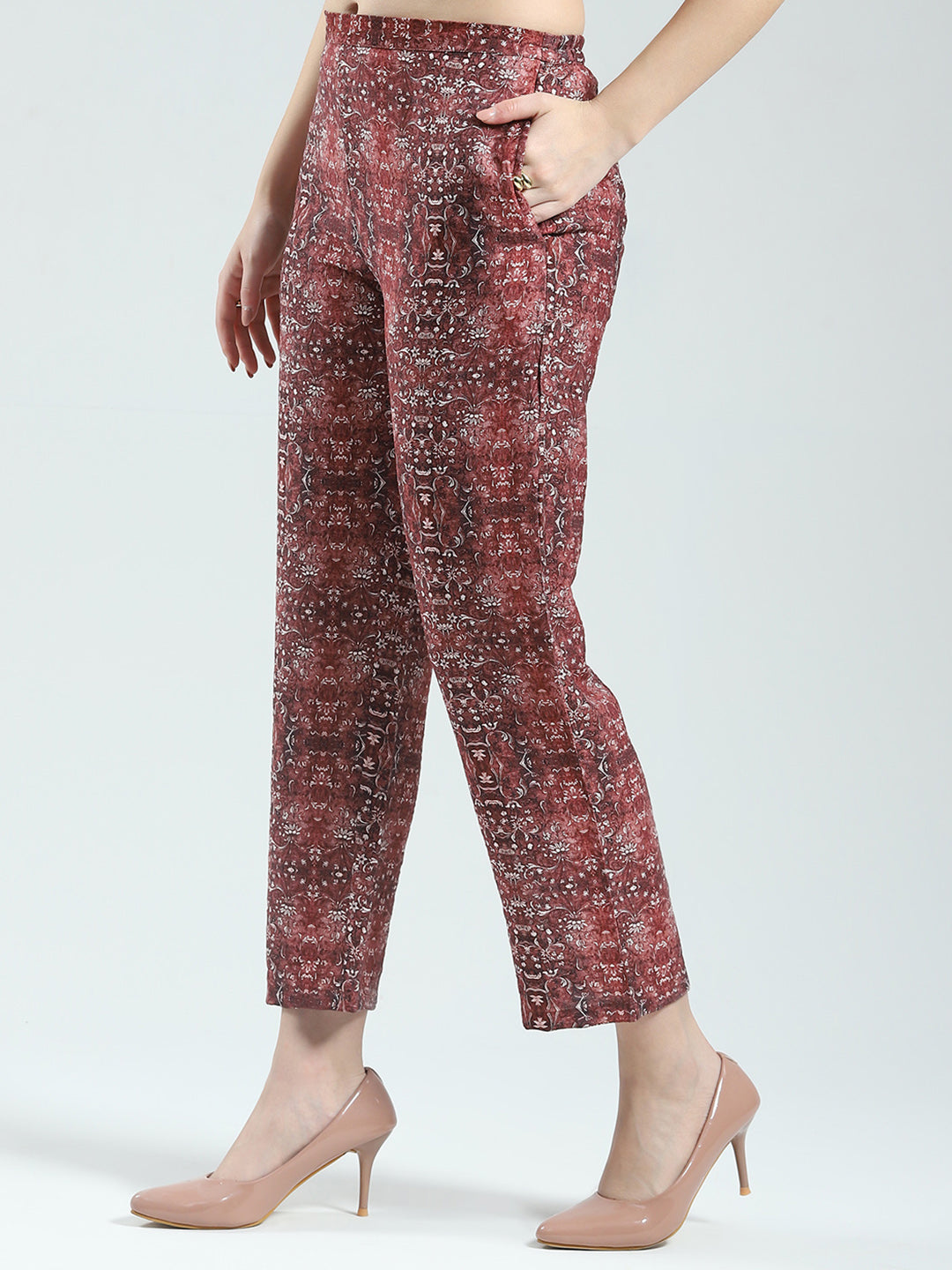 Women Maroon Printed Round Neck Sleeveless 3 Pcs Cords Set