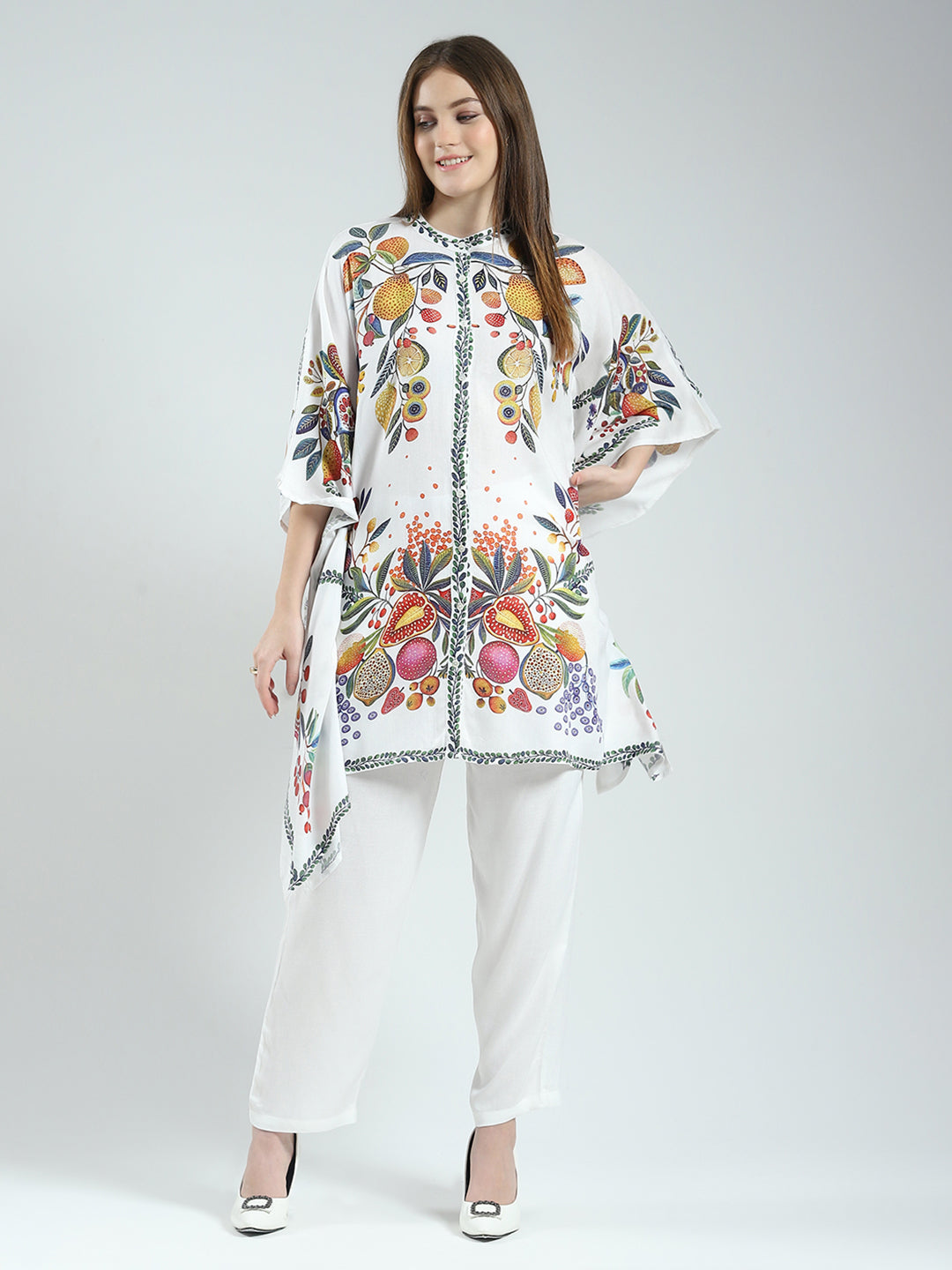Women White Printed Round Neck Half Sleeve Cords Set