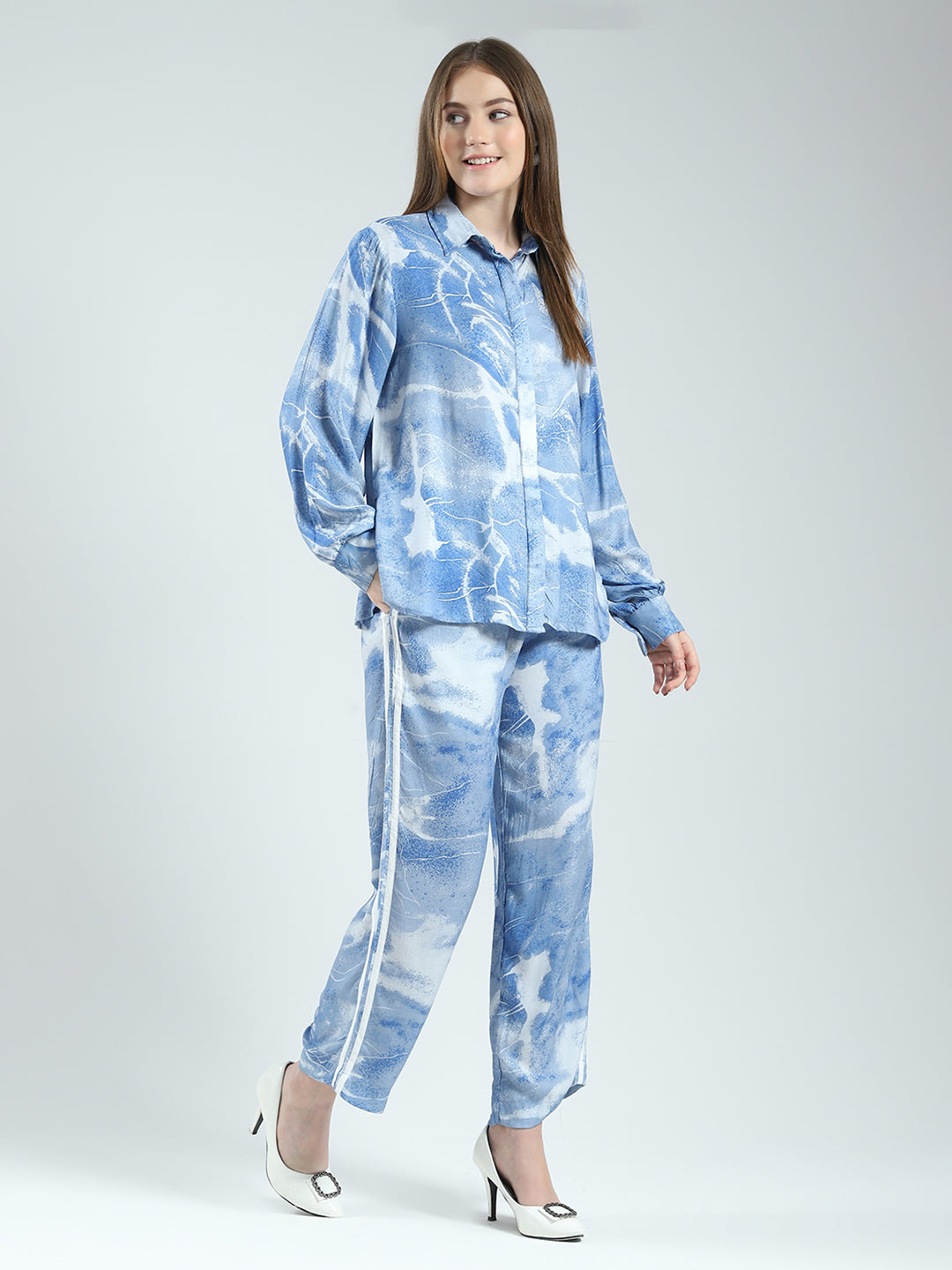 Women Blue Printed Collar Full Sleeve Cords Set