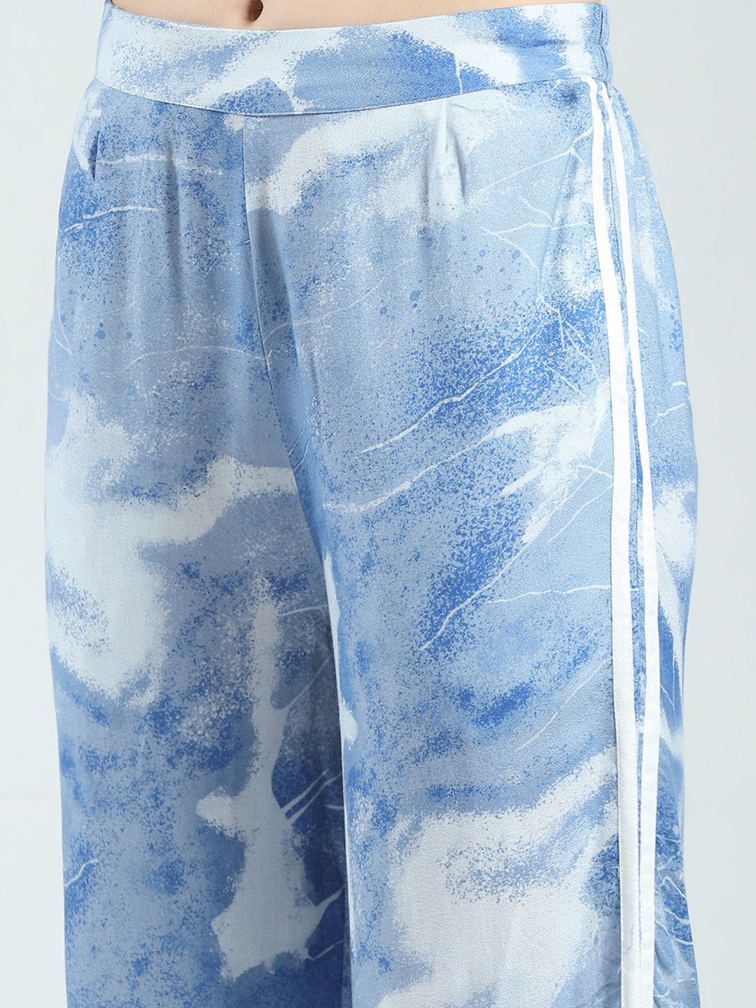 Women Blue Printed Collar Full Sleeve Cords Set