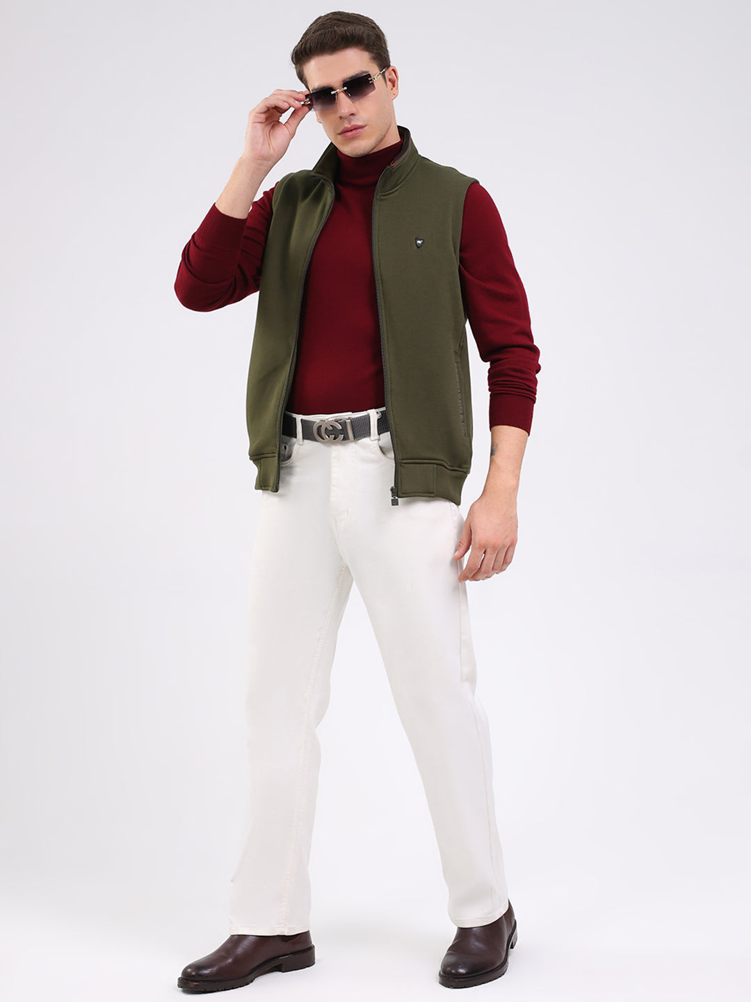 Men Olive Solid Mock Neck Sleeveless Sweatshirt