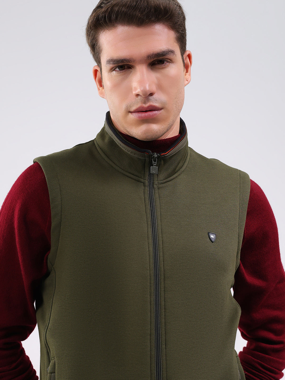 Men Olive Solid Mock Neck Sleeveless Sweatshirt