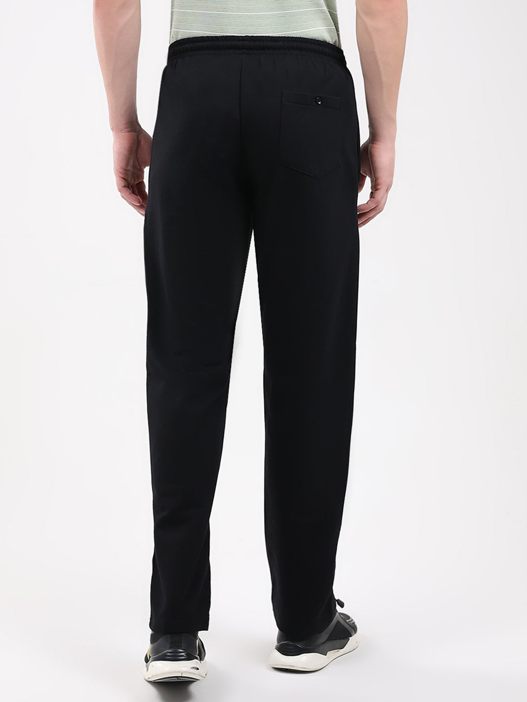 Men Black Solid Regular Fit Winter Lower