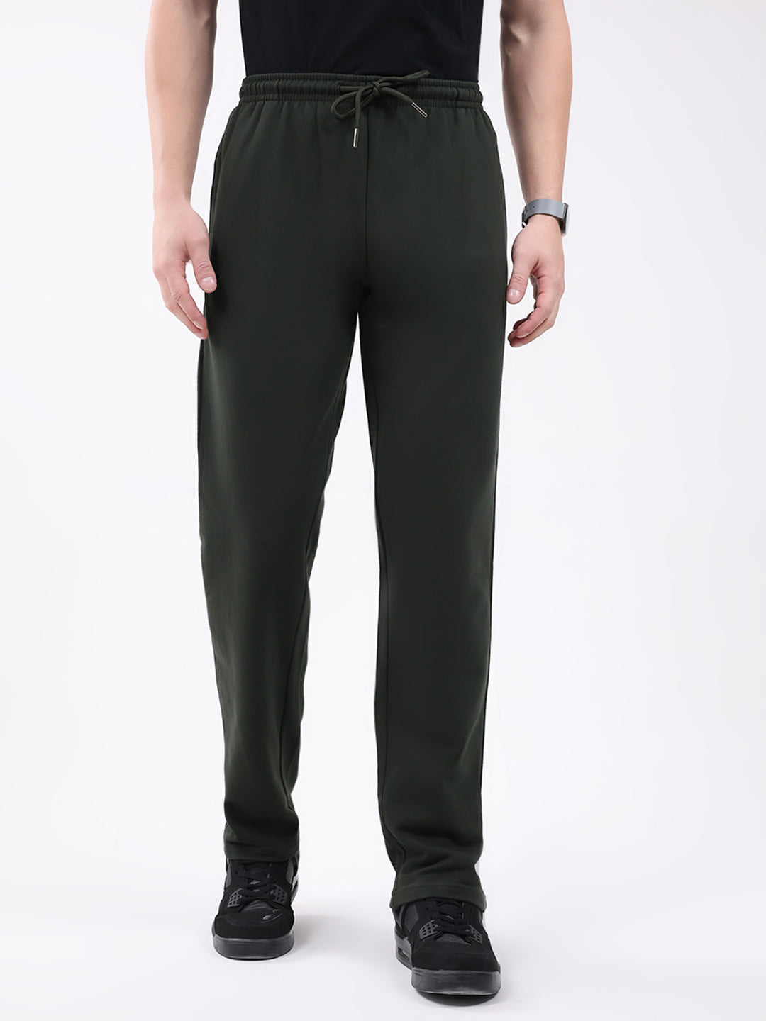 Men Olive Solid Regular Fit Winter Lower