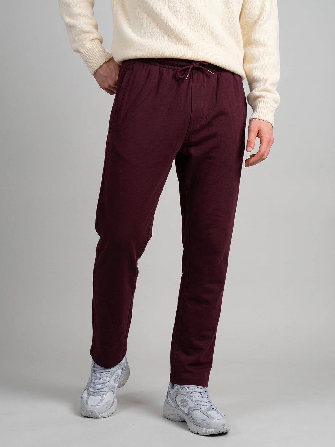Men Maroon Solid Regular Fit Lower