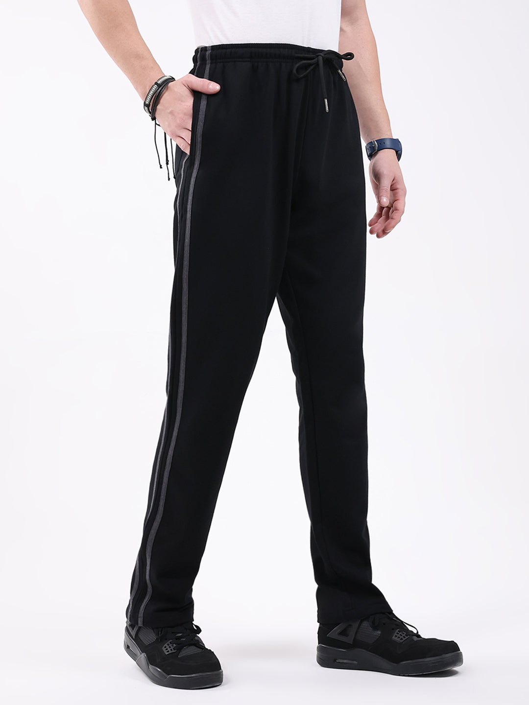 Men Black Solid Regular Fit Winter Lower