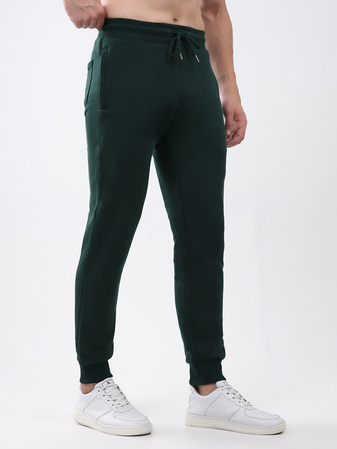 Men Green Solid Regular Fit Winter Lower
