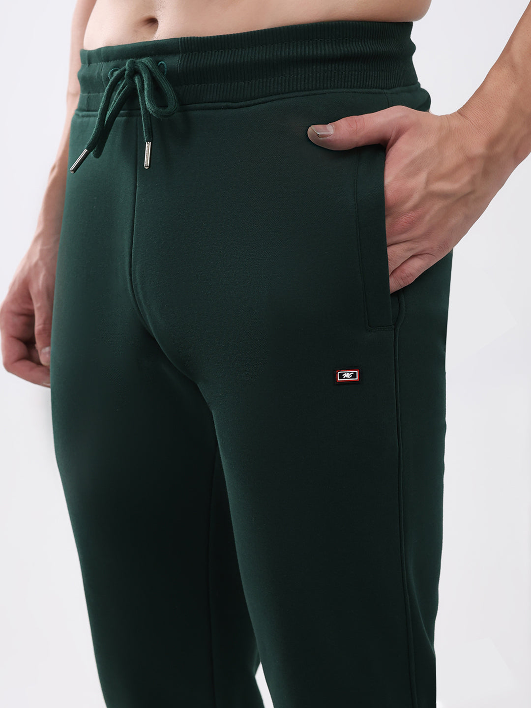 Men Green Solid Regular Fit Winter Lower