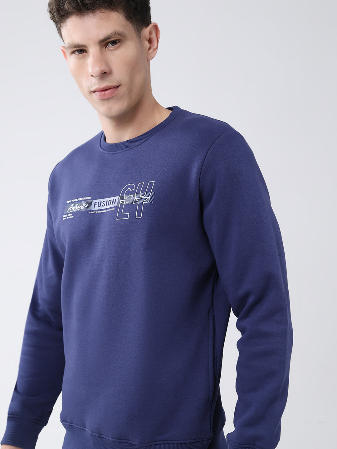 Men Blue Solid Round Neck Full Sleeve Sweatshirt
