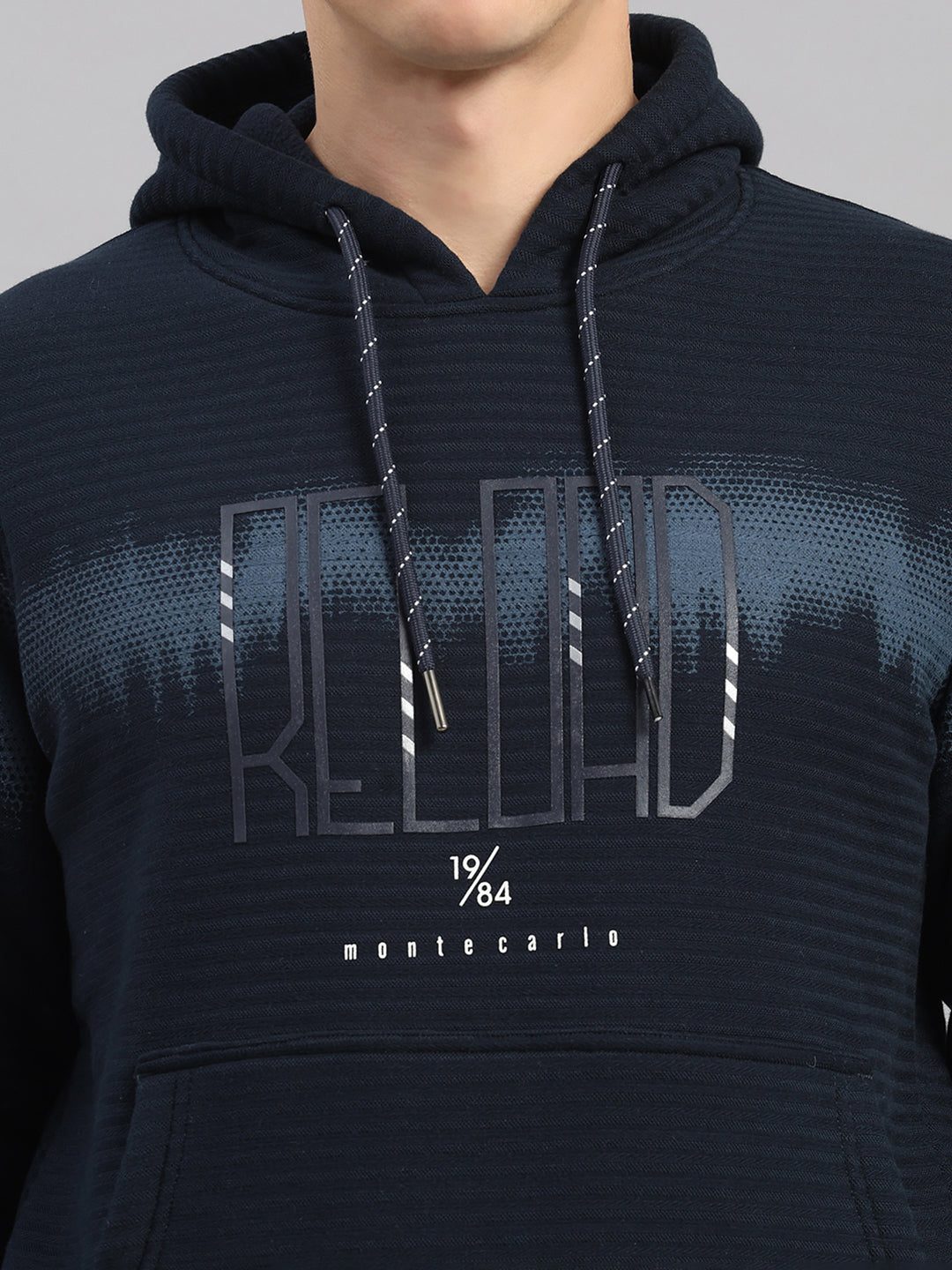 Men Navy Blue Solid Hooded Full Sleeve Sweatshirt