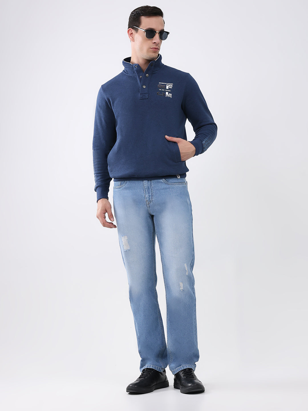 Men Navy Blue Solid Mock Neck Full Sleeve Sweatshirt