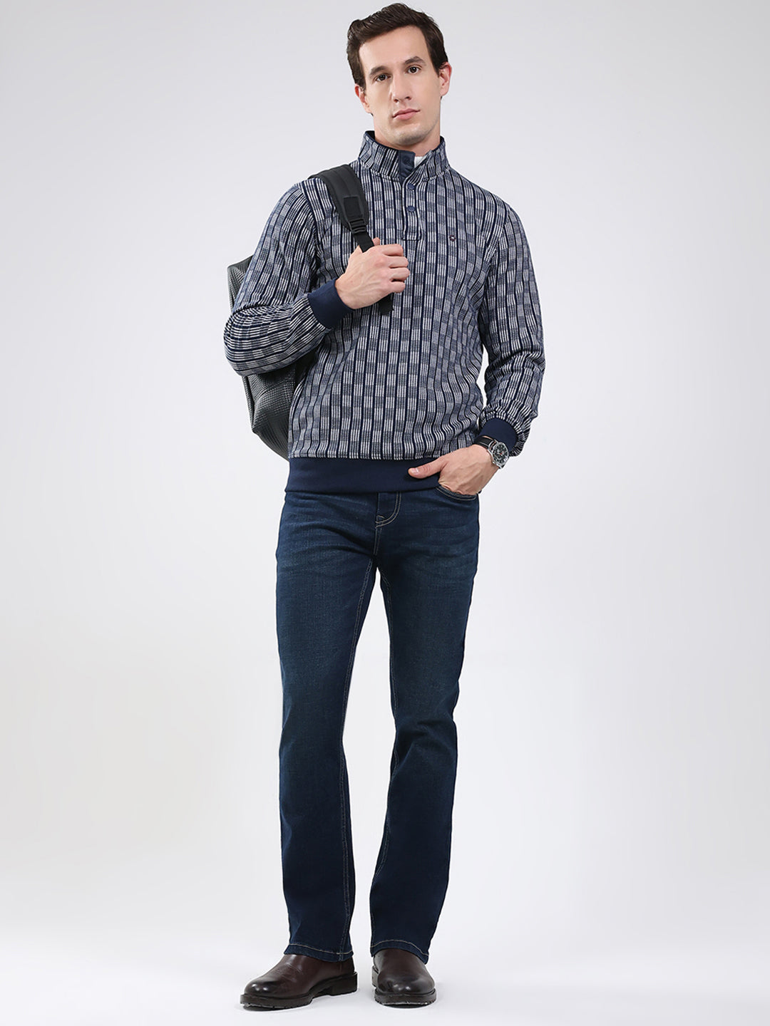 Men Navy Blue Solid Band Neck Full Sleeve Sweatshirt