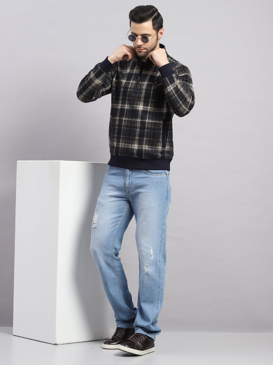 Men Navy Blue Self Design Collar Full Sleeve Sweatshirt