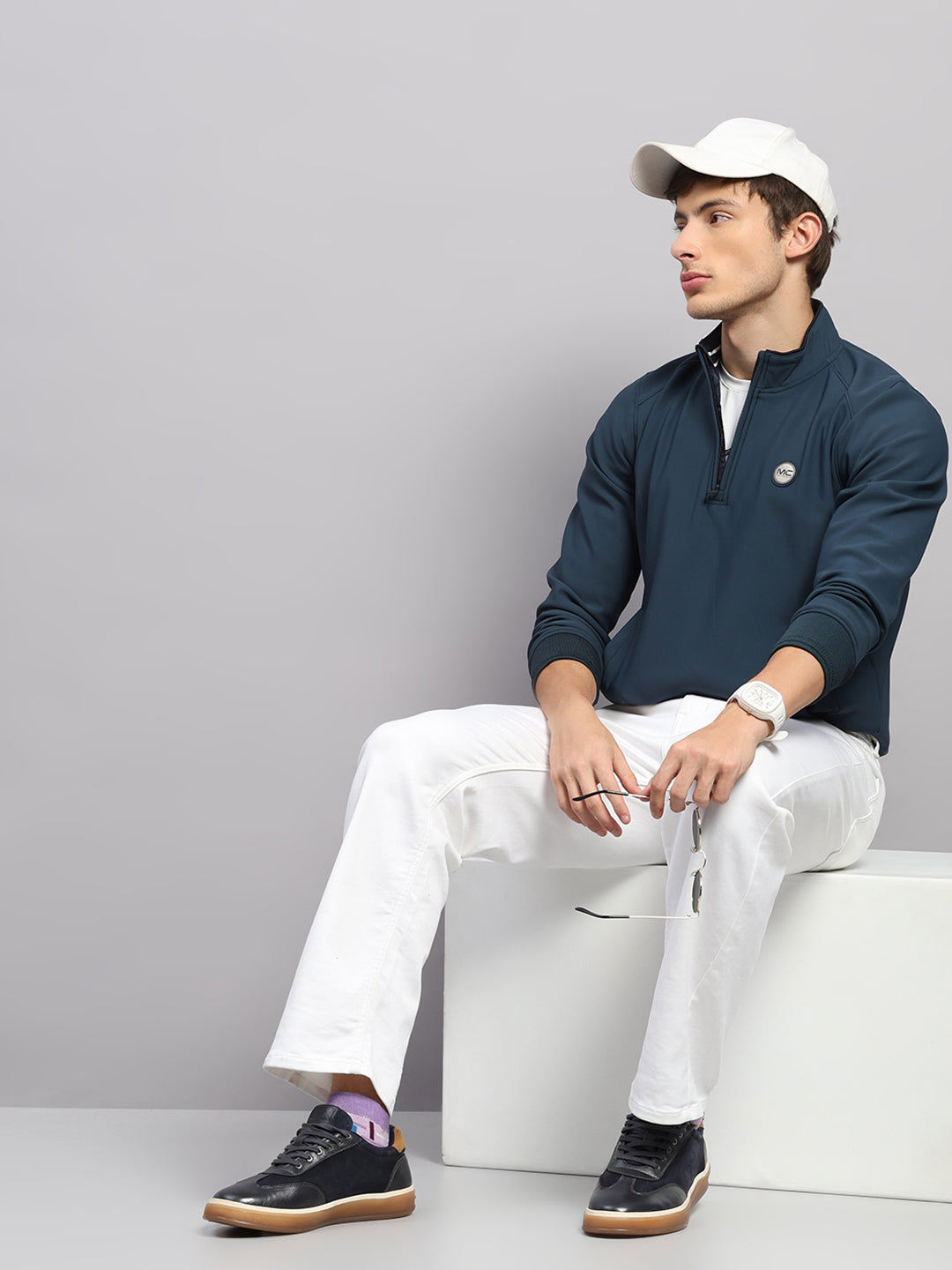 Men Teal Blue Solid Collar Full Sleeve Sweatshirt