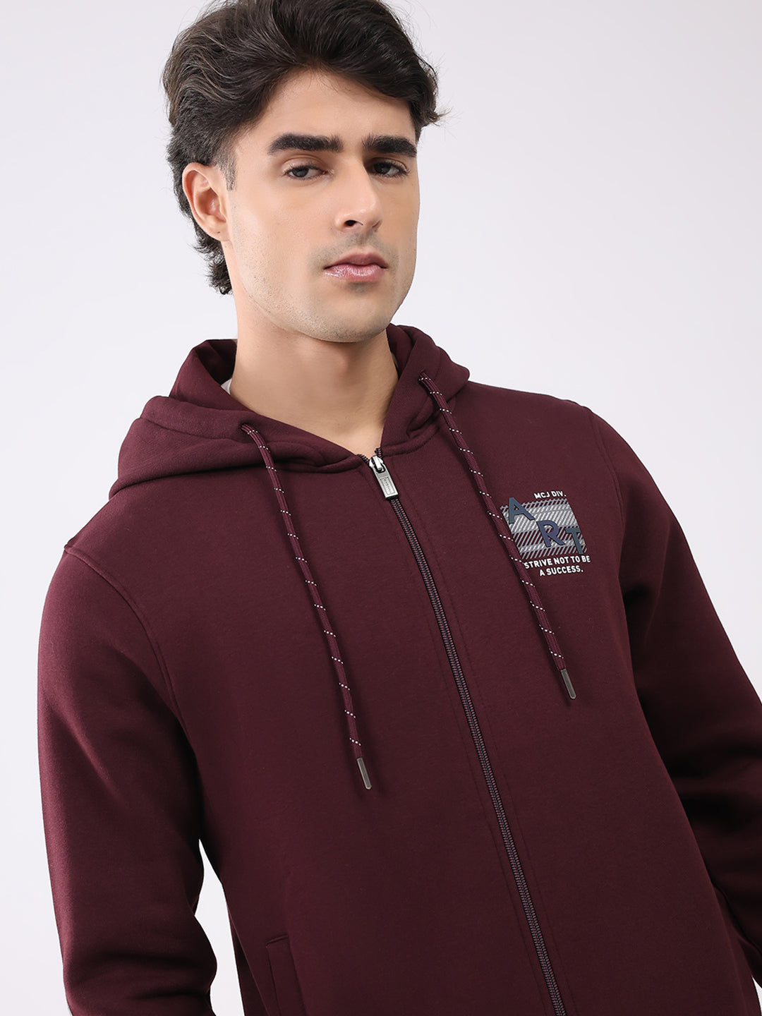 Men Maroon Solid Hooded Full Sleeve Sweatshirt