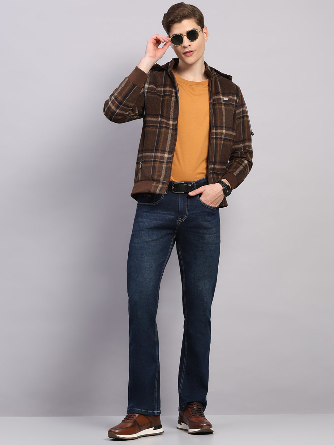 Men Brown Solid Hooded Full Sleeve Jacket