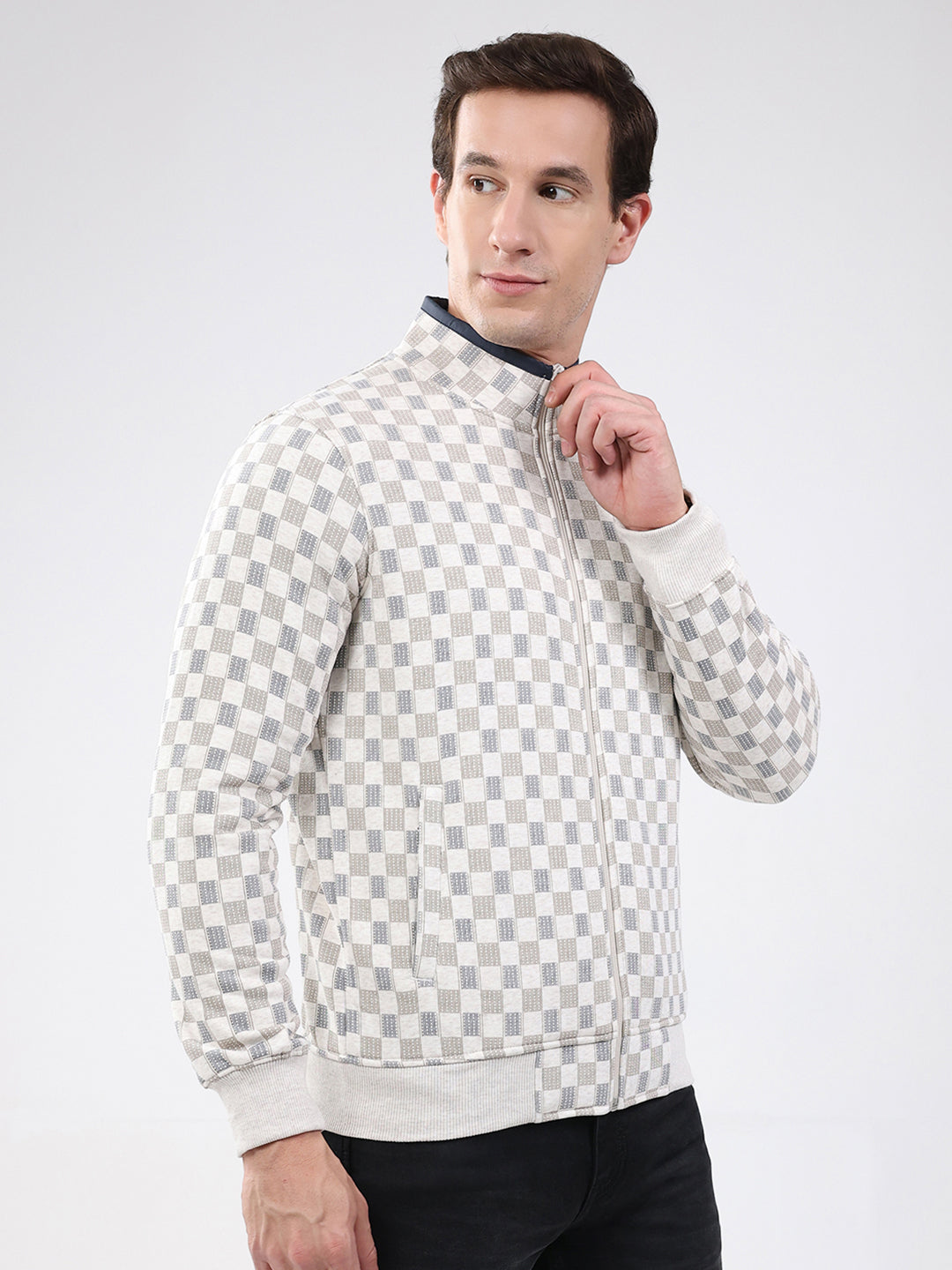 Men Beige Solid Band Neck Full Sleeve Sweatshirt