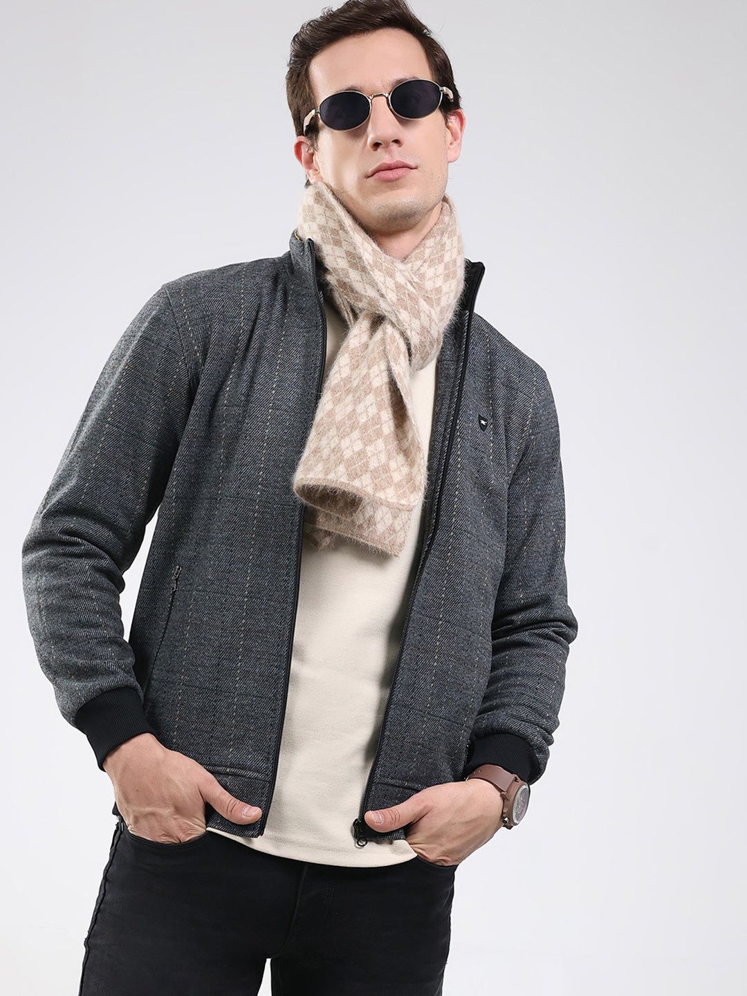 Men Black Solid Band Neck Full Sleeve Sweatshirt