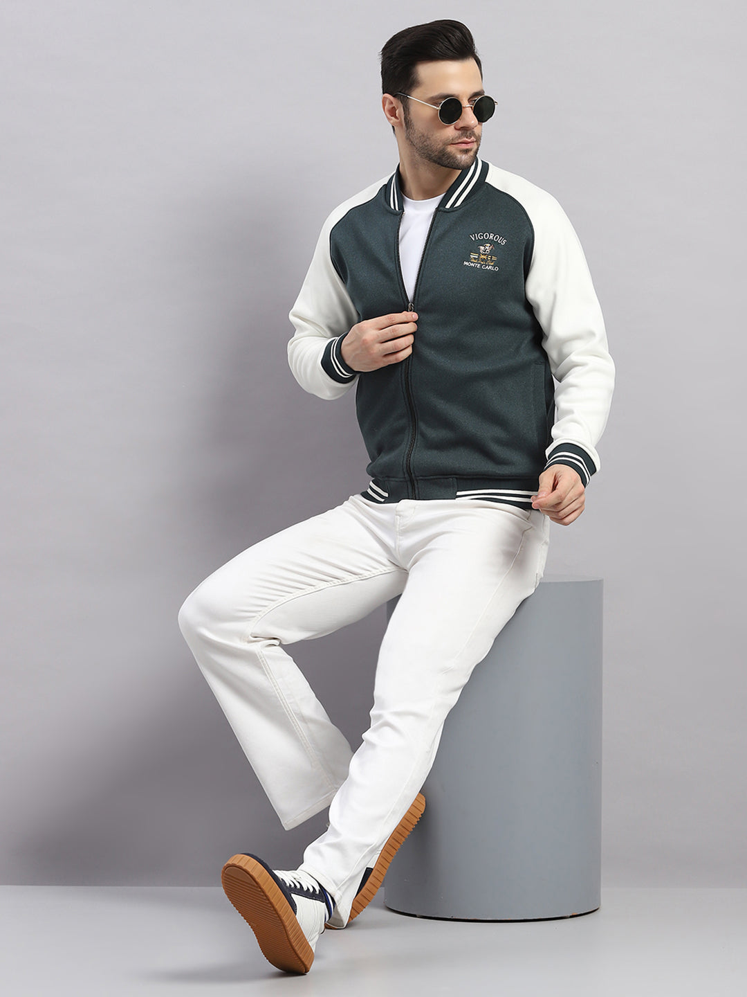 Men Green Self Design Collar Full Sleeve Sweatshirt Varsity Collection