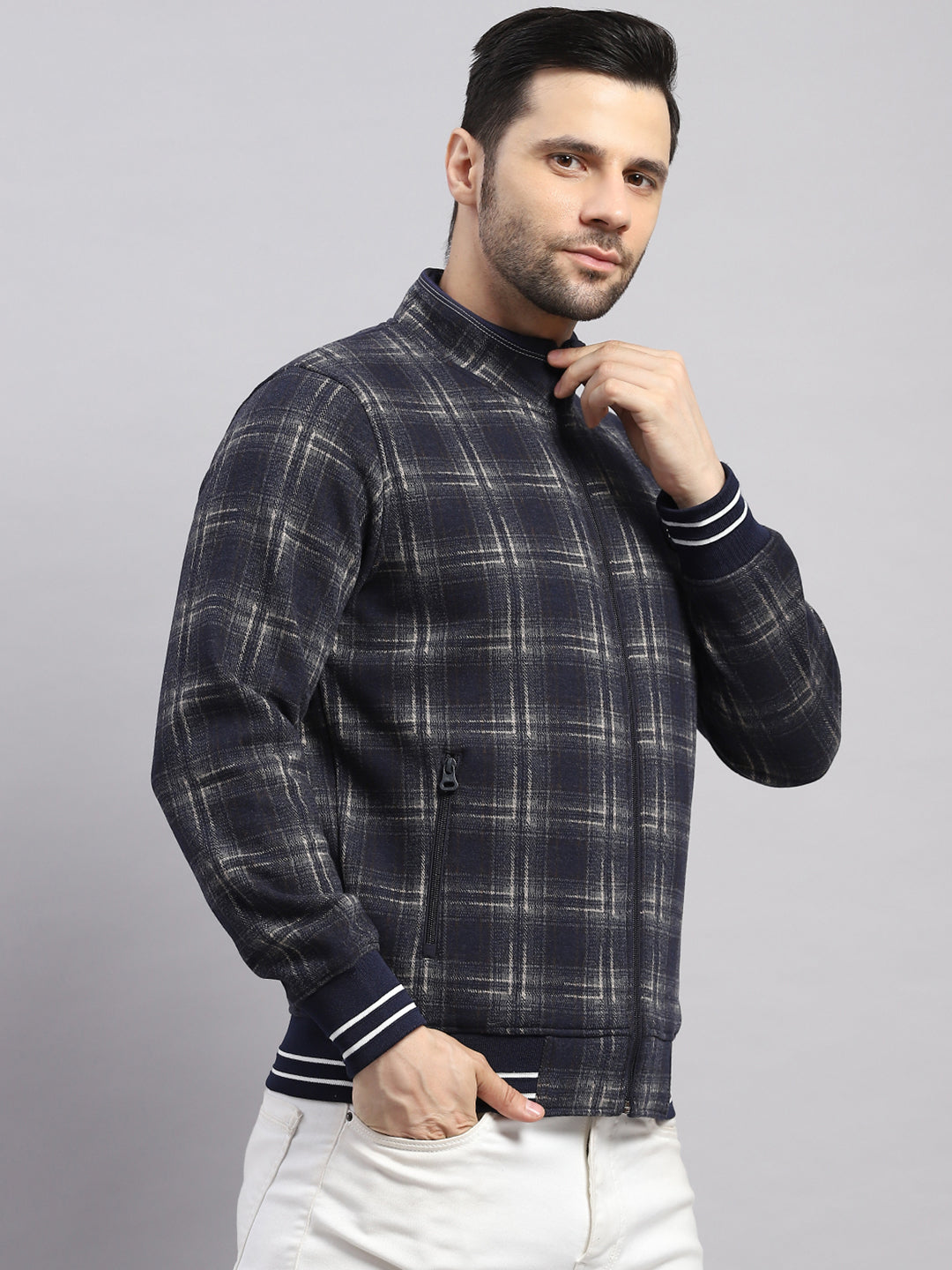 Men Black Self Design Ultra Warm Collar Sweatshirt - Anti-Pilling Fabric