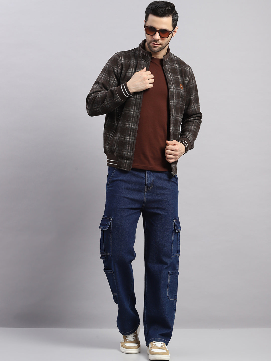 Men Brown Self Design Ultra Warm Collar Sweatshirt - Anti-Pilling Fabric