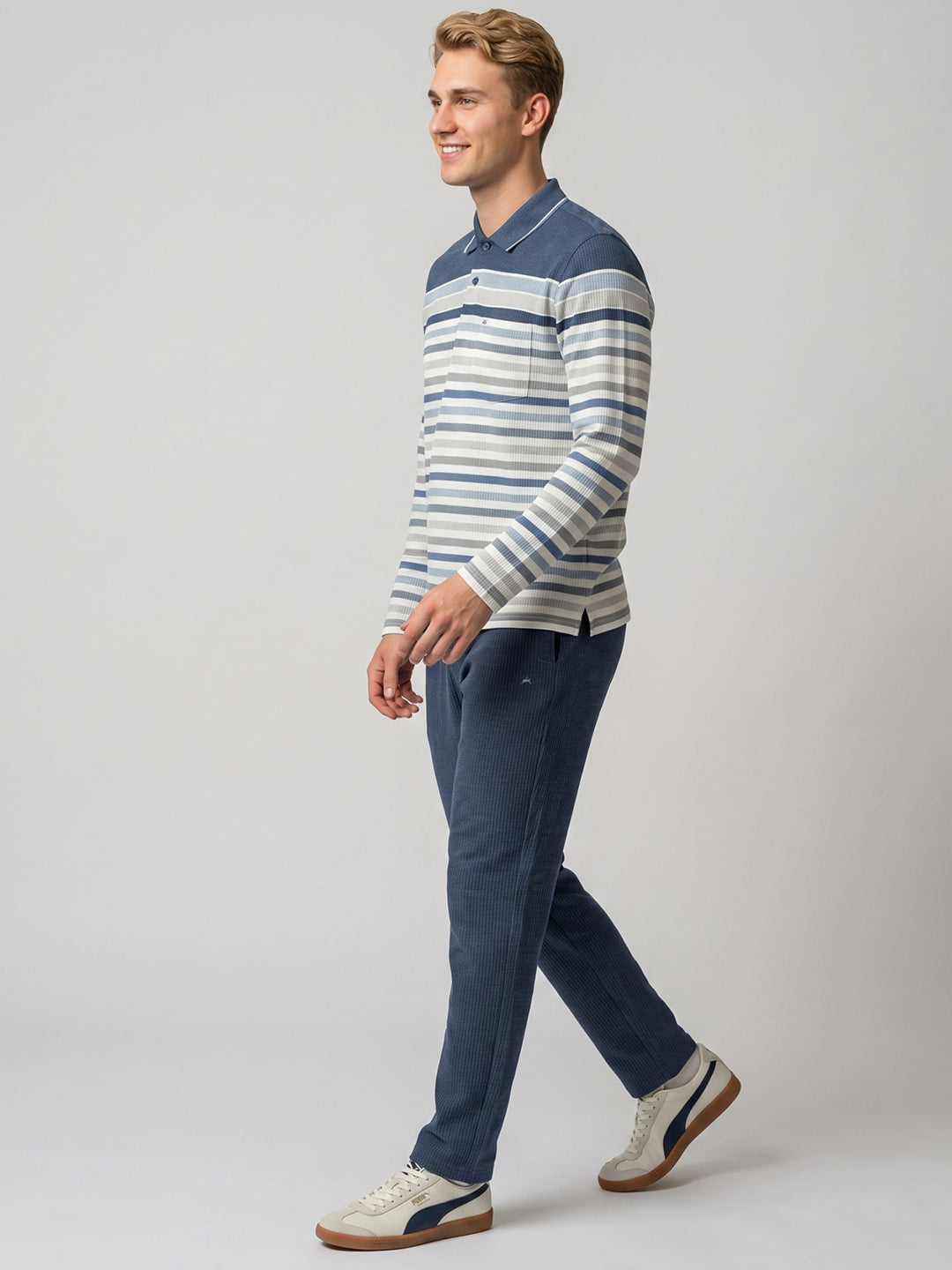 Men Blue Solid Collar Full Sleeve Winter Tracksuit