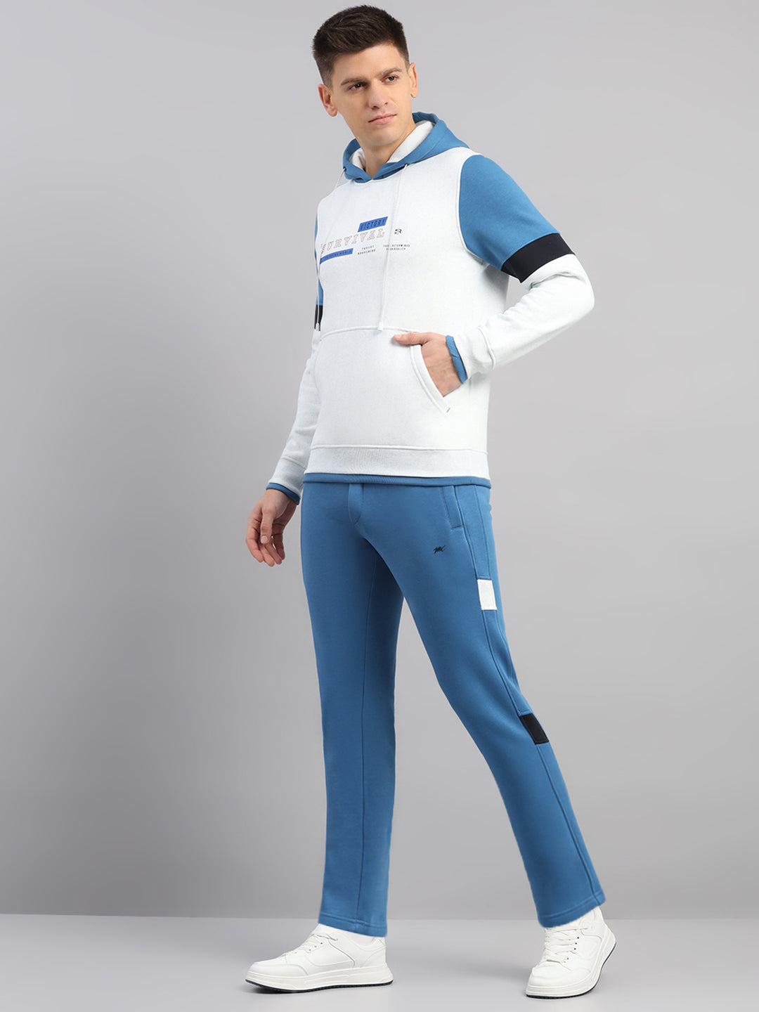 Men Blue Solid Collar Full Sleeve Winter Tracksuit