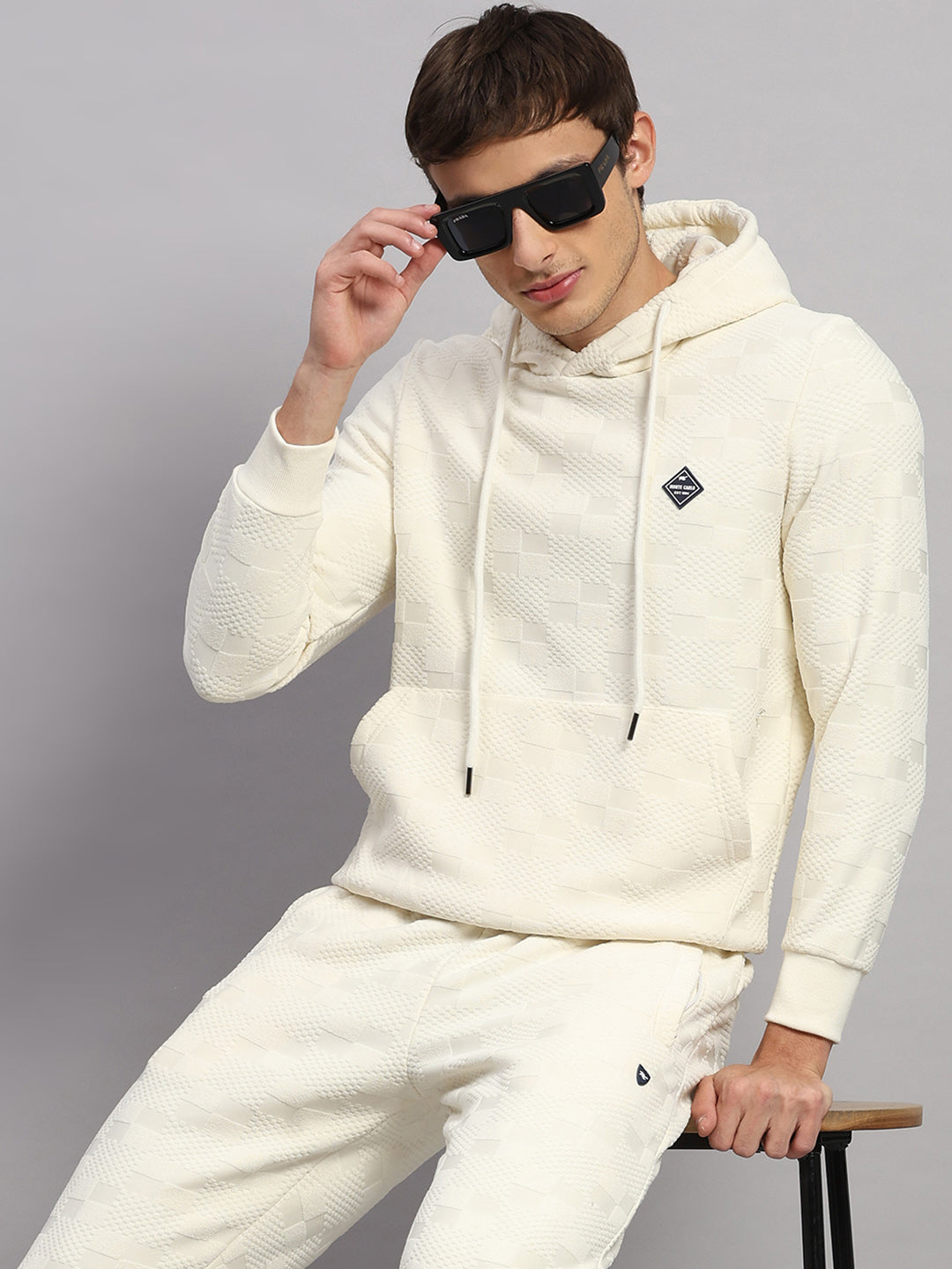 Men Off White Jaquard Collar Full Sleeve Winter Tracksuit