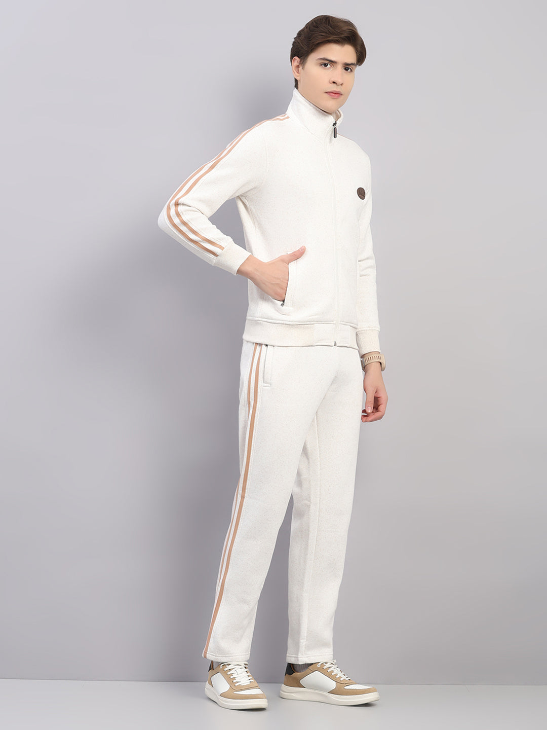 Men Camel Brown Solid Stand Collar Full Sleeve Winter Tracksuit