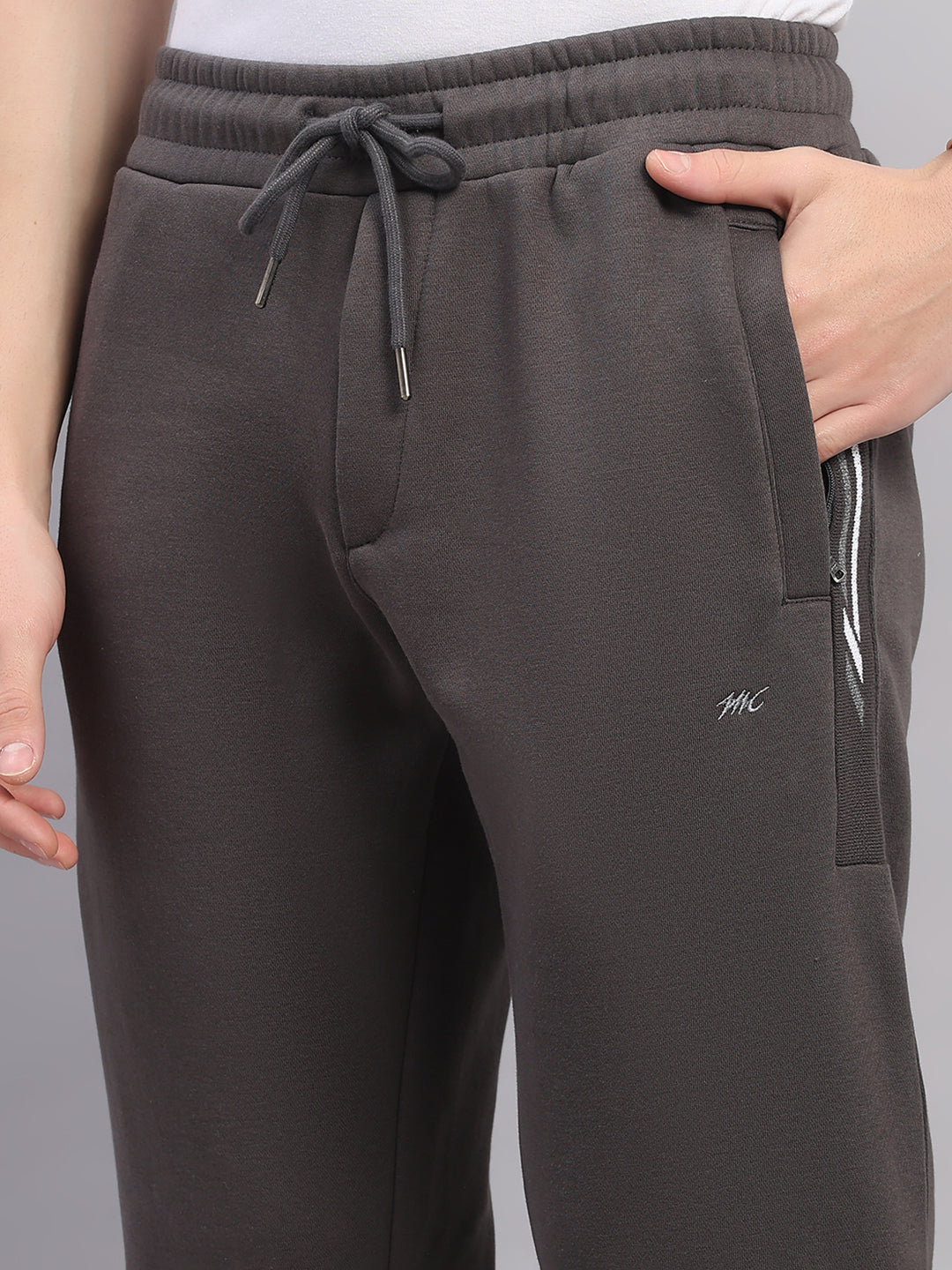 Men Grey Solid Stand Collar Full Sleeve Winter Tracksuit