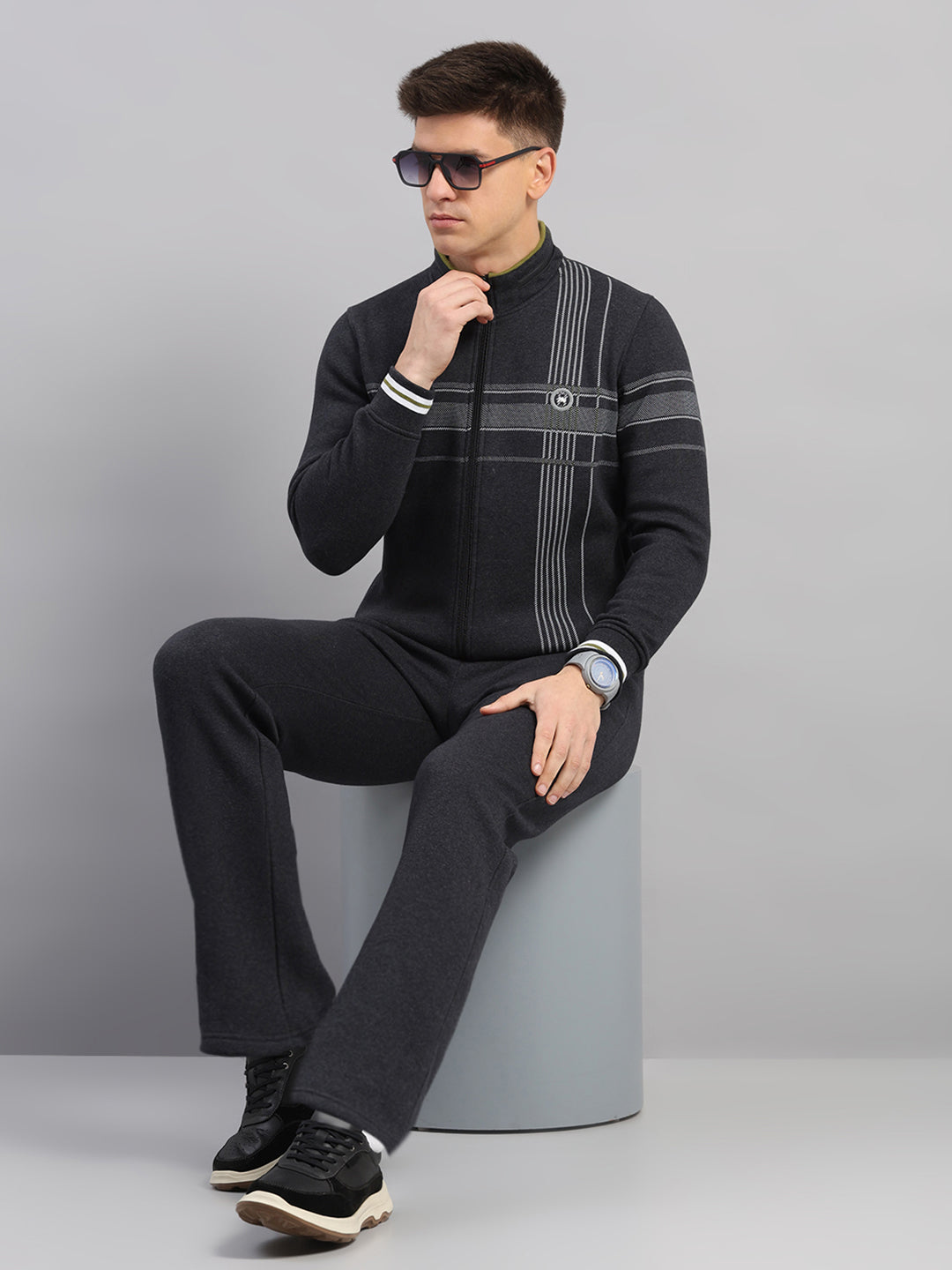 Men Charcoal Solid Collar Full Sleeve Winter Tracksuit