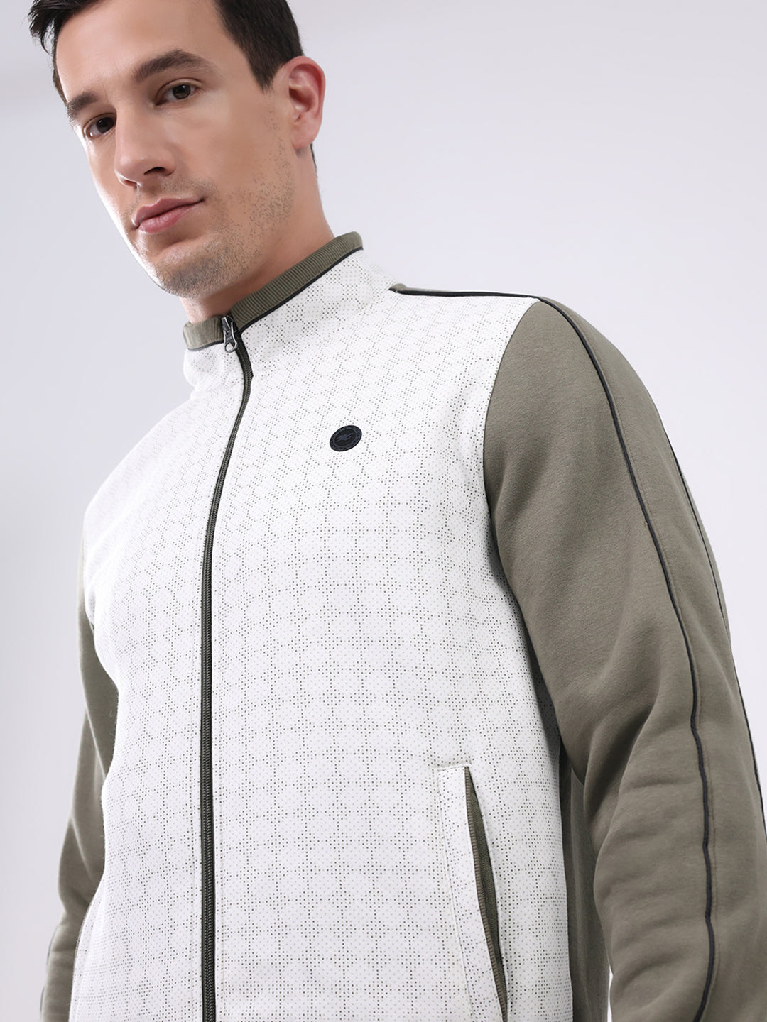 Men Green Solid Mock Neck Full Sleeve Winter Tracksuit