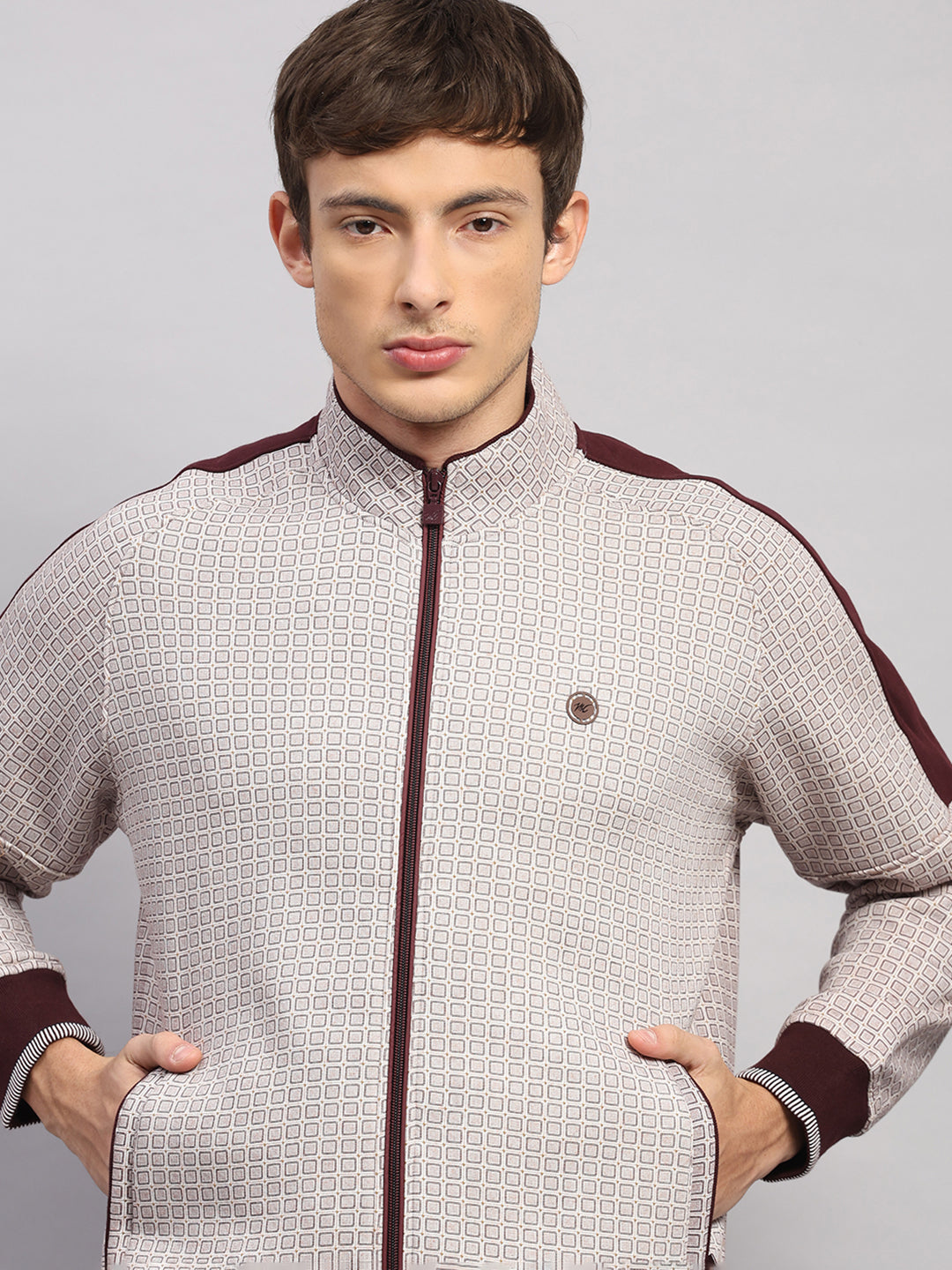 Men Maroon Solid Collar Full Sleeve Winter Tracksuit