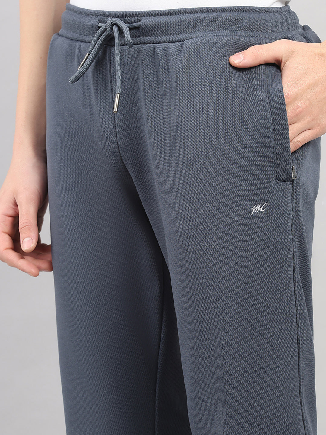 Men Grey Solid Stand Collar Full Sleeve Winter Tracksuit