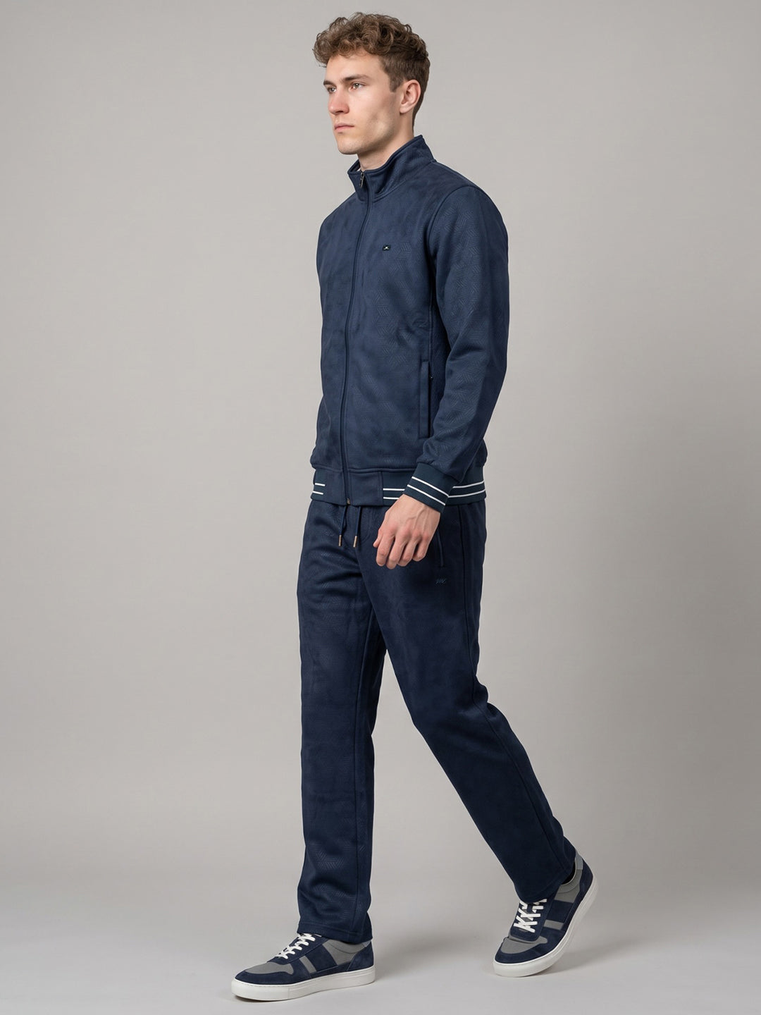 Men Blue Solid Collar Full Sleeve Winter Tracksuit